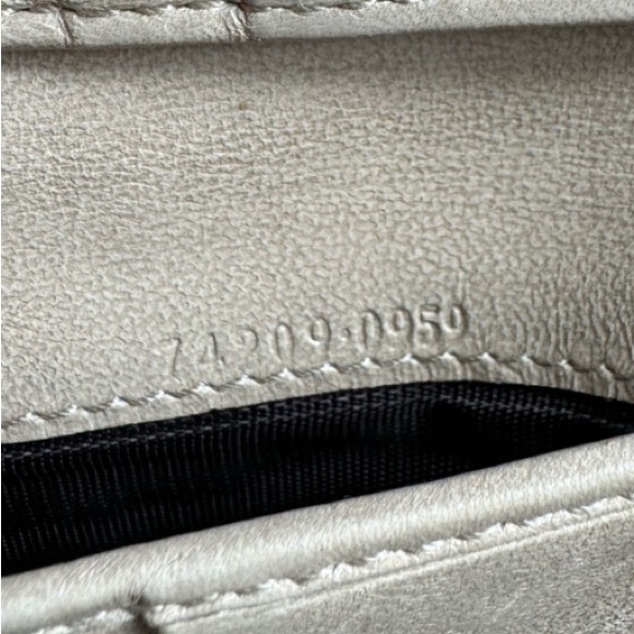 AUTHENTIC GUCCI GG DOUBLE SNAP CANVAS & LEATHER WALLET - Picture 8 of 11